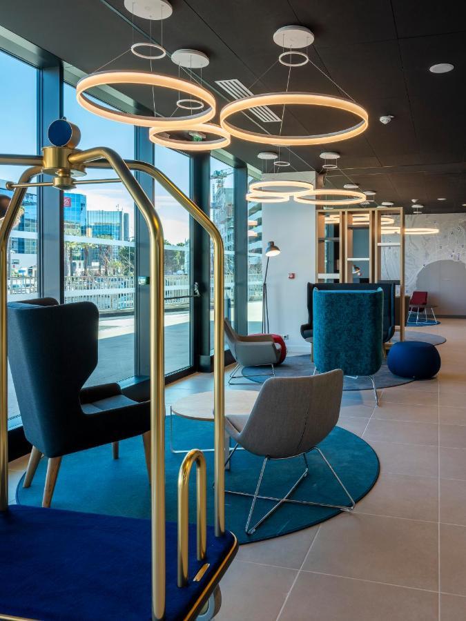 Holiday Inn Express - Nice - Grand Arenas By Ihg Εξωτερικό φωτογραφία